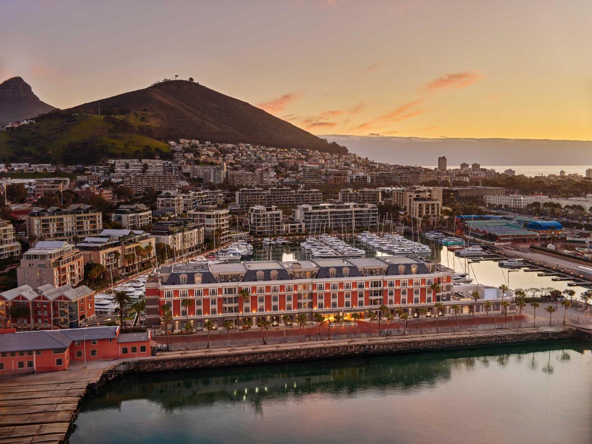 Cape Grace, A Fairmont Managed Hotel Cape Town Exterior photo